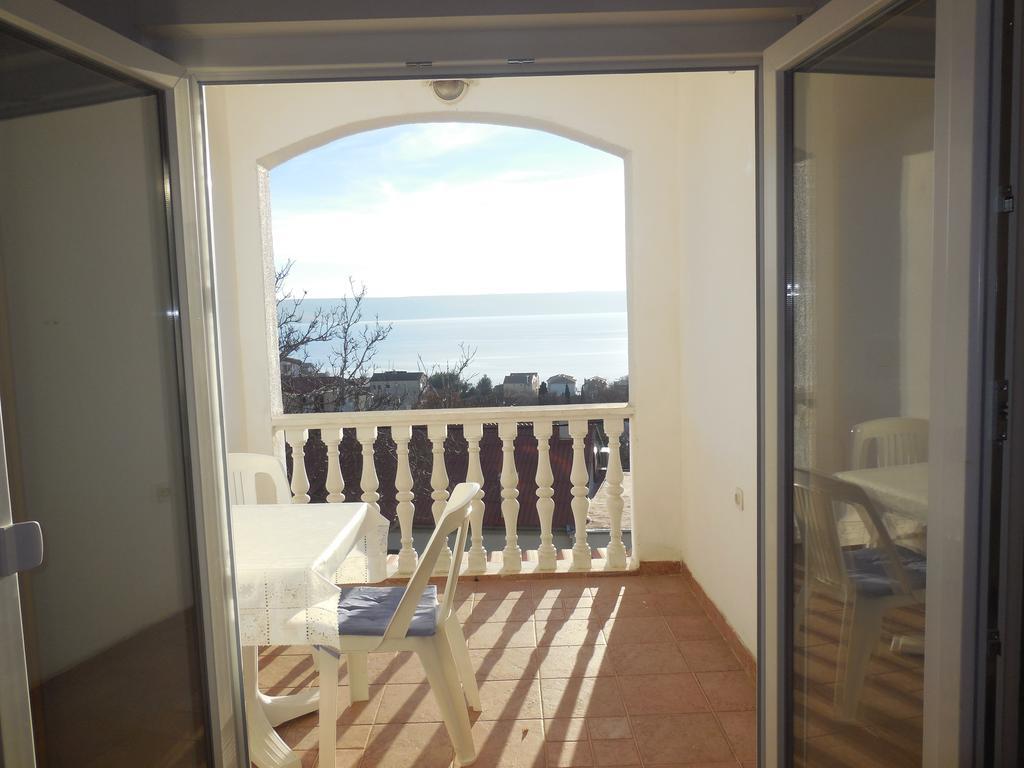 Apartments Veni Up Starigrad Paklenica Exterior foto
